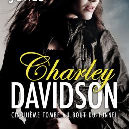 Charley Davidson – Cinquième tombe au bout du tunnel tome 5, Darynda Jones